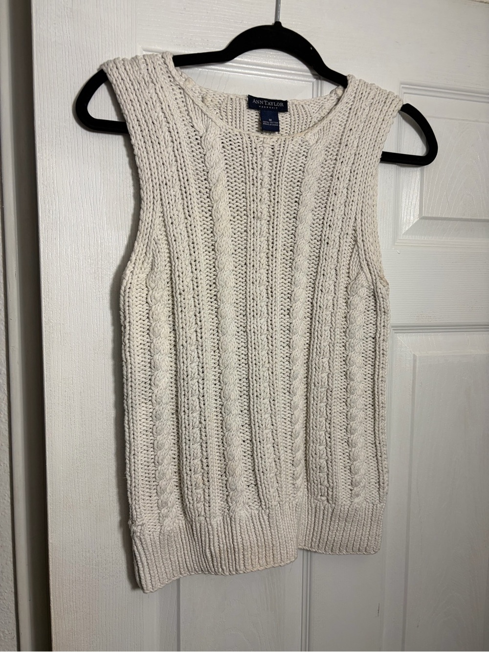Ann Taylor Ivory Cable Knit Sleeveless Sweater Vest
